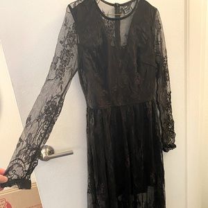 Woman’s formal dress. Never worn. XS